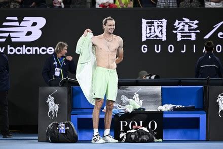 Sascha Zverev shirtless at AO .